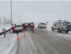 وقوع برف و کولاک در 10 استان کشور/ رهاسازی 150 خودروی گرفتار در برف