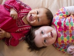 نوزادان، غریبه و آشنا را از روی صدای خنده تشخیص می‌دهند