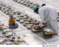 سفره‌های افطار در گوشه و کنار جهان + تصاویر  <img src="/images/picture_icon.gif" width="16" height="13" border="0" align="top">