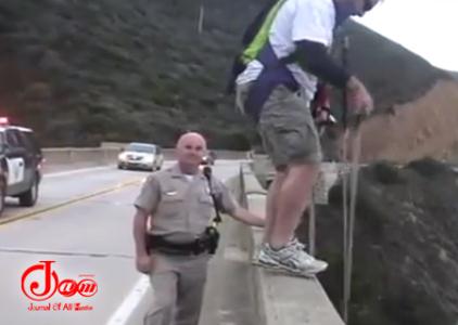پلیسی که نتوانست جلوی سقوط مرد را بگیرد!