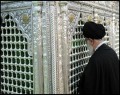 یادداشت امام خامنه ای در دفتر یادبود حرم حضرت معصومه«س»+=تصویر
