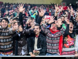 حال هواداران قرمز پس از فتح دربی