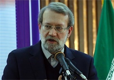 لاریجانی: دولتی‌ها مراقب مصاحبه‌هایشان باشند