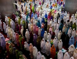 آغاز ماه رمضان از لنز دوربین خبرگزاری رویترز