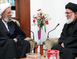 برای جلوگیری از انزوا راهی جز «وحدت» در درون جبهه انقلاب نداریم