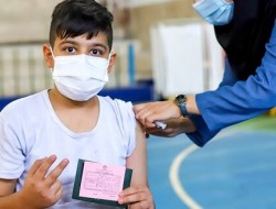 35 هزار دانش‌آموز کرمانشاهی واکسینه شدند/ تاکنون عارضه‌ای گزارش نشده است