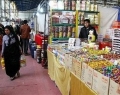 عرضه مستقیم کالاهای اساسی در سراسر کرمانشاه/ نمایشگاه بهاره برپا شد