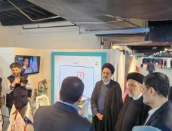بازدید رئیسی از نمایشگاه عملکرد و دستاوردهای بنیاد شهید و امور ایثارگران